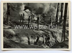 Waffen-SS - Propaganda-Postkarte - " Unsere Waffen-SS " - Sturmpioniere schlagen eine Bresche