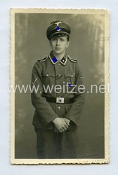 Waffen-SS Portraitfoto eines SS-Untersturmführers