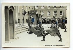 SA - Propaganda-Postkarte - " SA-Standarte Feldherrnhalle - Wachablösung "