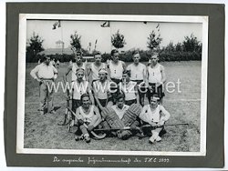 Hitlerjugend Pressefoto, die siegreiche Jugendmannschaft des T.H.C. 1988