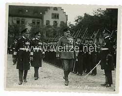 Weimarer Republik Foto, Reichspräsident Hindenburg schreitet die Front ab