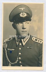 Wehrmacht Heer Portraitfoto, Feldwebel mit Feldspange (Dienstauszeichnung, Medaille zur Erinnerung an den 1. Oktober 1938) und Schützenschnur