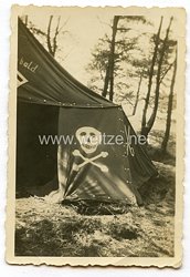 Foto Hitlerjugend-Zelt mit Totenkopf 