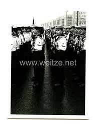 Nationale Volksarmee Pressefoto, Soldaten beim Antritt