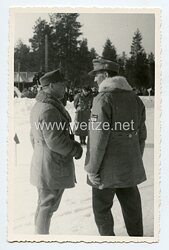 Wehrmacht Foto Generaloberst Eduard Dietl mit kurzen Mantel und Rangabzeichen auf den Oberarm