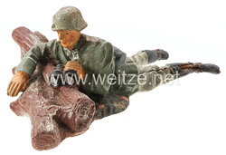 Elastolin - Heer Gruppenführer auf Baumstamm mit Fernglas liegend