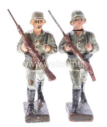 Lineol - Heer 2 Soldaten im Vormarsch