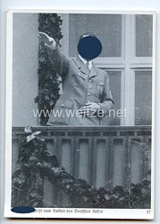 III. Reich - Propaganda-Postkarte - " Reichsparteitag Nürnberg 1936 - Der Führer grüßt vom Balkon des Deutschen Hofes "
