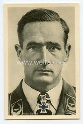 Luftwaffe - Portraitpostkarte von Ritterkreuzträger Major Gordon Gollob
