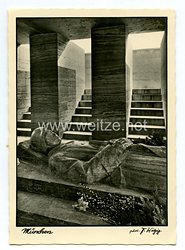 III. Reich - Propaganda-Postkarte - " Heldengrab im Inneren des Kriegerdenkmals "