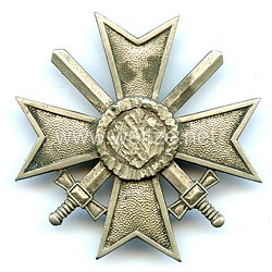 Kriegsverdienstkreuz 1939 1. Klasse mit Schwertern - Hakenkreuz bereinigt