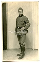 Luftwaffe Foto, Soldat mit Armbinde "Deutsche Wehrmacht"