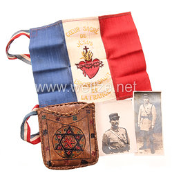 Frankreich 1. Weltkrieg Geldbörse, kleine patriotische Fahne und zwei Fotos aus dem Nachlass von "Xavier Gigleuse", Capitaine im 153. Regiment