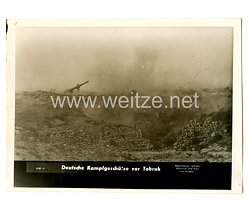 III. Reich Aushangfoto der Deutschen Wochenschau: " Deutsche Kampfgeschütze vor Tobruk "