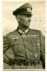 Wehrmacht Heer - Originalunterschrift und -widmung von Eichenlaub zum Ritterkreuz des Eisernen Kreuzes Träger Generalleutnant Kurt-Jürgen Freiherr von Lützow