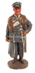 Elastolin - Reichsmarschall Göring mit Schirmmütze und offenem Mantel stehend