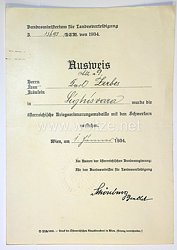 Ausweis zur Verleihung der österreichischen Kriegserinnerungsmedaille mit den Schwertern