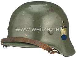Wehrmacht Stahlhelm M 35 mit 2 Emblemen für einen Oberkanonier im 1./Artillerie Regiment Nr. 46