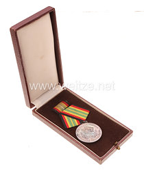 Deutsche Demokratische Republik ( DDR ) - Medaille für treue Dienste in der Nationalen Volksarmee für 10 Dienstjahre