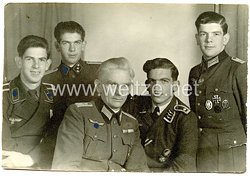 Wehrmacht / Waffen-SS Foto, Familienmitglieder in verschiedenen Waffengattungen