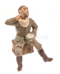 Lineol - Heer Lagerleben - Soldat sich rasierend sitzend auf einer Kiste