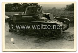 Wehrmacht Foto, Französischer Panzer AMR 33