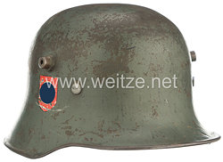 3. Reich Polizei Stahlhelm M18 mit 2 Emblemen