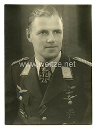 Luftwaffe Portraitfoto, Träger des Eichenlaubs mit Schwertern zum Ritterkreuz des Eisernen Kreuzes Joachim Müncheberg