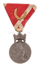 Kroatien Silberne Medaille der Krone von König Zvonimir mit Kriegsdekoration