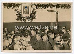 III. Reich - Propaganda-Postkarte - " Adolf Hitler im Westen - Weihnachten in einem Fliegerhorst im Westen "