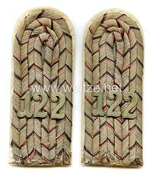 Württemberg 1. Weltkrieg Paar Schulterstücke feldgrau für einen Leutnant im Füsilier-Regiment Kaiser Franz Joseph von Österreich (4. Württembergisches) Nr. 122