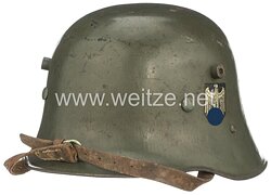 Wehrmacht Heer Stahlhelm M17 mit 2 Emblemen