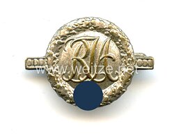 Reichsjugendsportabzeichen für Mädchen " RJA " 2. Modell mit Hakenkreuz