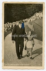 III. Reich - Propaganda-Postkarte - " Adolf Hitler - Aus der Besuchermenge in Obersalzberg "