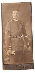 Hessen-Darmstadt Kabinettfoto eines Soldaten im Leibgarde-Infanterie-Regiment (1. Großherzoglich-Hessisches) Nr. 115