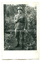 Wehrmacht Heer Foto, Feldwebel mit Schützenschnur und Dienstglas