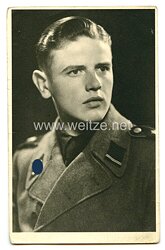 Waffen-SS Portraitfoto, SS-Sturmmann einer Sturmgeschützabteilung in der Leibstandarte SS Adolf Hitler (LSSAH)