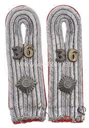 Luftwaffe Paar Schulterstücke für einen Oberleutnant im Flakartillerie-Regiment 36.