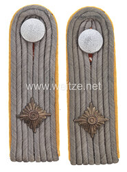 Luftwaffe Paar Schulterstücke für einen Oberleutnant der fliegenden Truppe