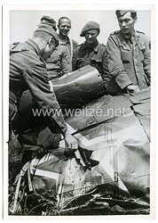 Waffen-SS Pressefoto: Auch er musste hinunter! 3.8.1944