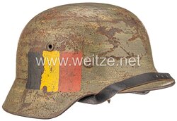 Wehrmacht Stahlhelm M 40, erbeutet und weitergetragen von Antoine Martinet, einem Angehörigen des  Belgischen Resistance /Widerstand, gefallen im Herbst 1944