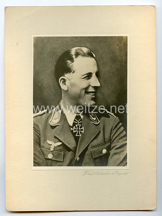 Luftwaffe Portraitfoto, Ritterkreuzträger Hauptmann Erich Stoffregen