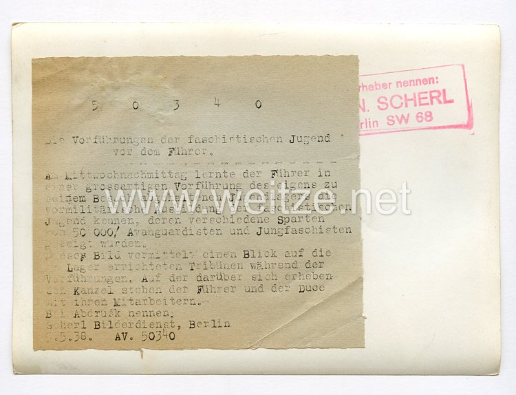 III. Reich Pressefoto. Die Vorführungen der faschistischen Jugend vor den Führer. 9.5.1938. Bild 2