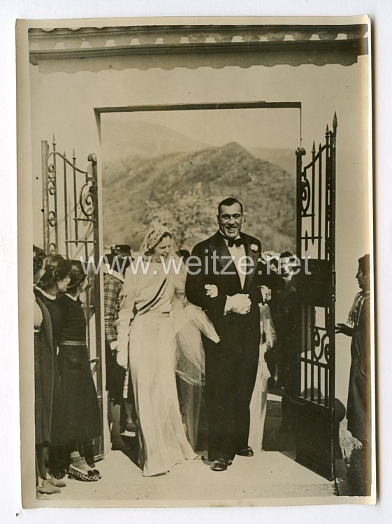 III. Reich Pressefoto. Der berühmte ehemalige Boxer Primo Carnera hat Pina Cavazzini geheiratet. 15.3.1939.