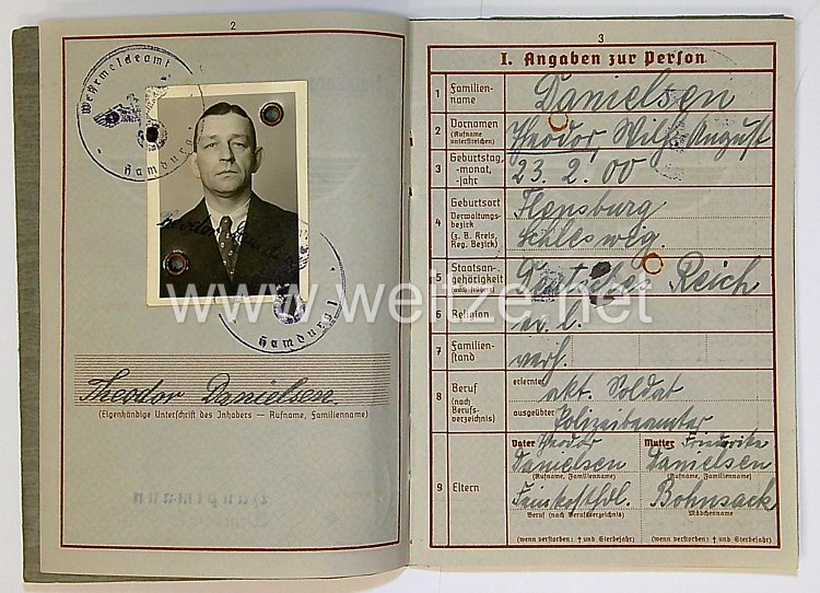 Wehrpaß für einen früheren Angehörigen des Freikorps - Schleswig Holstein  Bild 2