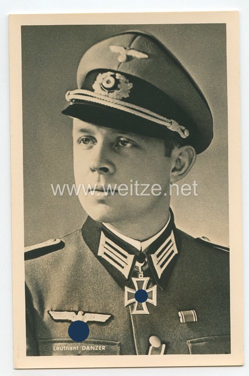 Heer - Portraitpostkarte von Ritterkreuzträger Leutnant Danzer