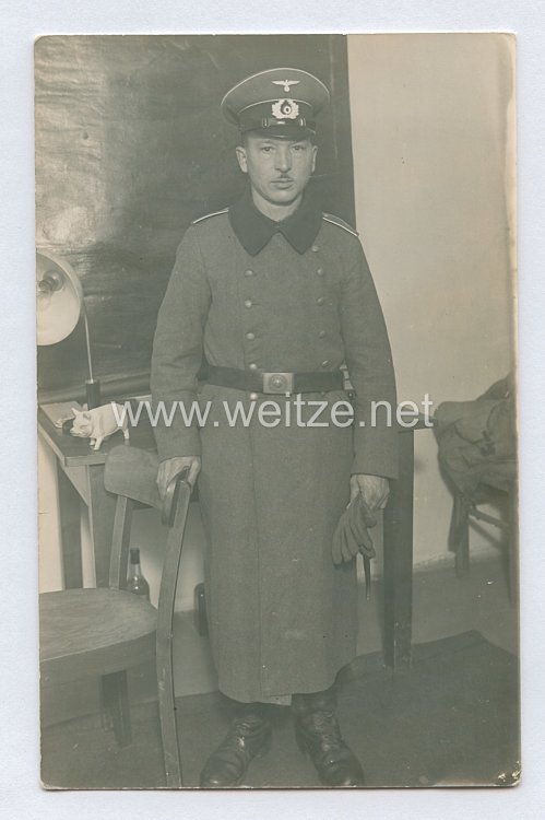 Wehrmacht Heer Foto, Soldat der Infanterie mit Mantel