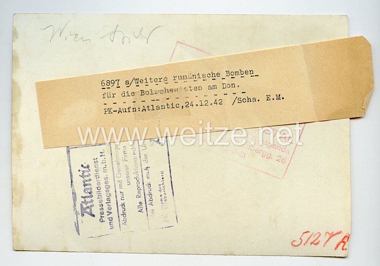 Luftwaffe Pressefoto: Weitere rumänische Bomben für die Bolschewisten am Don 24.12.1942 Bild 2