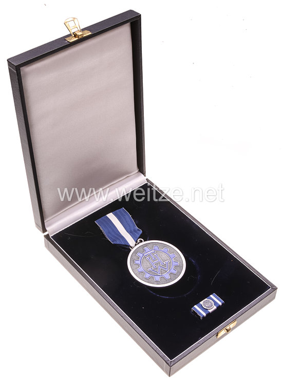 Bundesrepublik Deutschland ( BRD ) - Technisches Hilfswerk ( THW ) Medaille