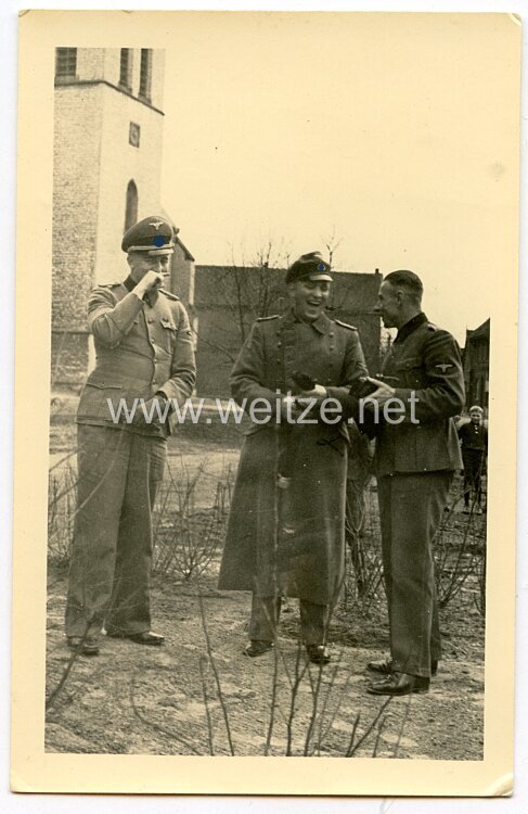 Waffen-SS Foto, SS-Soldaten im Gespräch
